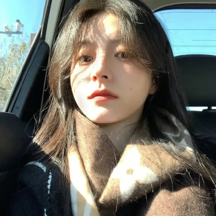 住在我身体里的那个她