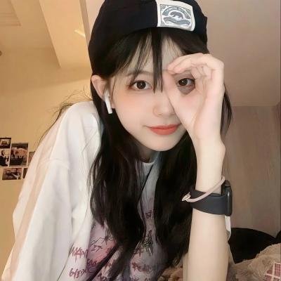 揭穿身份后，前女友哭着求原谅